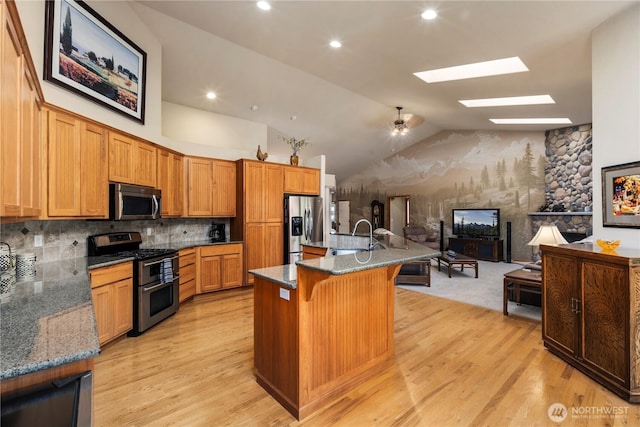 526 148th St NE, Arlington, WA 98223 - photo 17