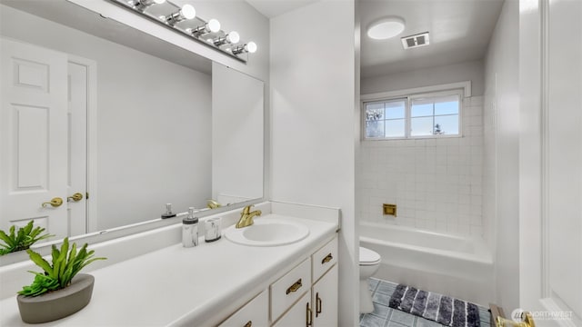 1517 126th Ave E, Edgewood, WA 98372 - full bathroom featuring vanity, tile patterned floors, and shower / washtub combination