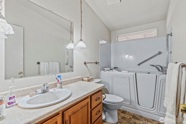 5309 NE 75th Ave, Vancouver, WA 98662 - full bathroom with vanity and vaulted ceiling