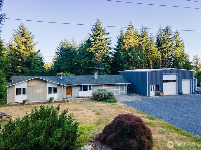 636 Nevil Rd, Winlock, WA 98596 - view of front of property featuring a detached garage