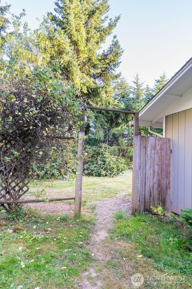 636 Nevil Rd, Winlock, WA 98596 - view of yard
