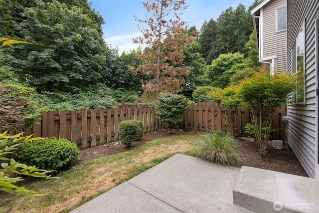 21270 40th Way S Unit 35, Seatac, WA 98198 - fenced backyard featuring a patio