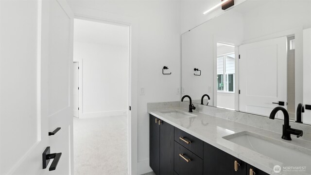 1118 N 34th St, Renton, WA 98056 - bathroom featuring double vanity