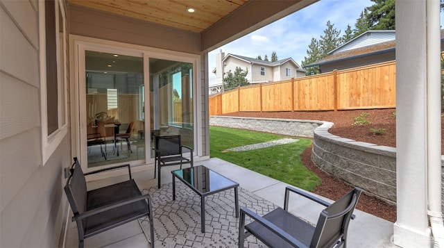 1118 N 34th St, Renton, WA 98056 - fenced backyard with a patio