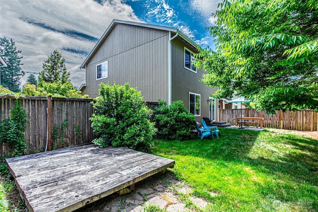 5003 Madison Heights Ct SE, Olympia, WA 98501 - fenced backyard featuring a wooden deck