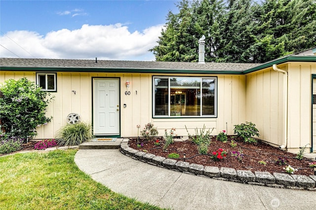 60 Crystal Ct, Sequim, WA 98382 - property entrance featuring a yard