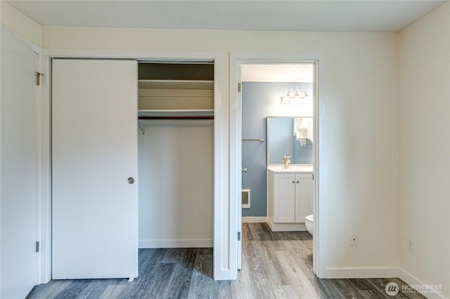 60 Crystal Ct, Sequim, WA 98382 - closet featuring a sink