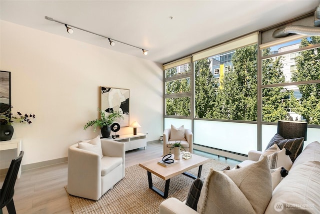 2015 Terry Ave Unit 411, Seattle, WA 98121 - photo 1