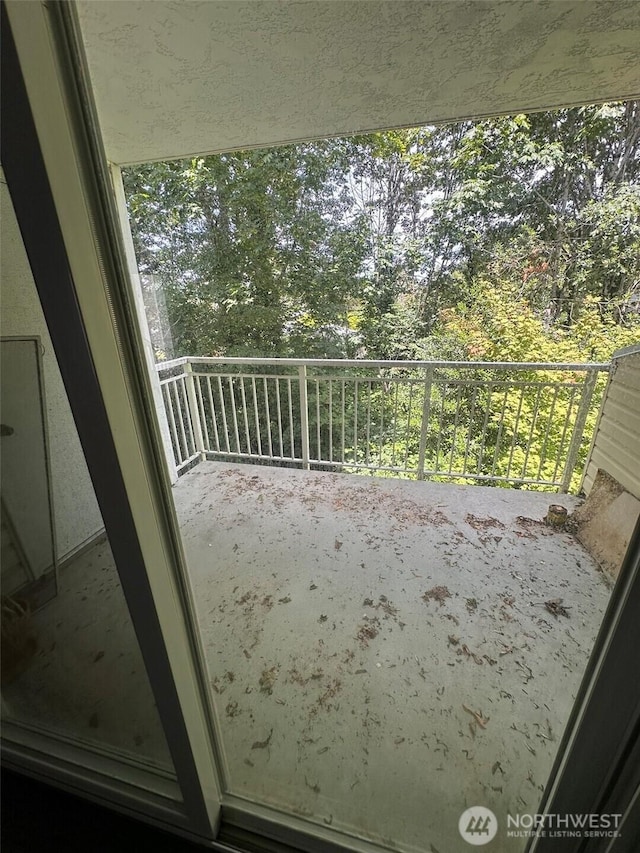 11002 SE Petrovitsky Rd Unit F302, Renton, WA 98055 - view of balcony
