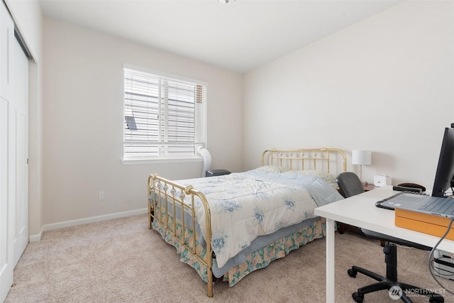 9647 6th Way SE, Lacey, WA 98513 - bedroom featuring carpet floors, a desk, and a closet