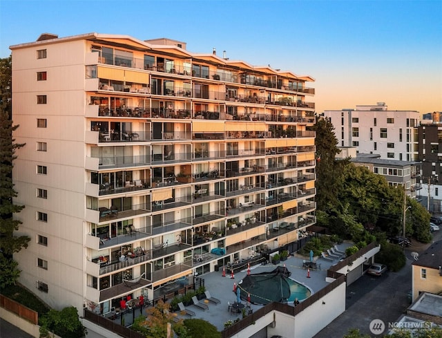 505 Belmont Ave E Unit 801, Seattle, WA 98102 - view of apartment building / complex