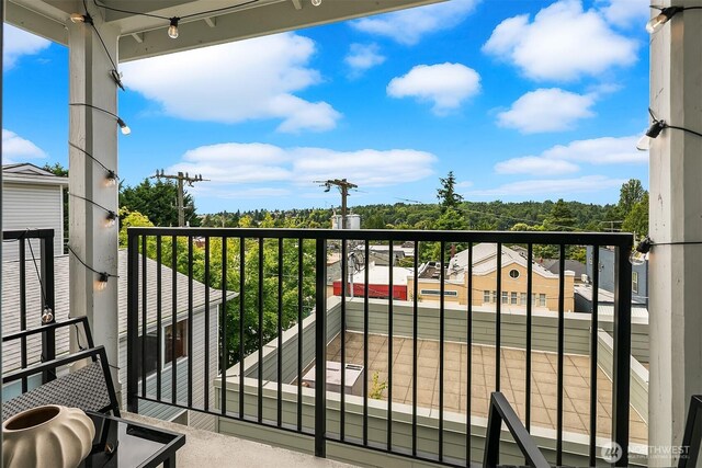 2101 N 55th St Unit 312, Seattle, WA 98103 - view of balcony