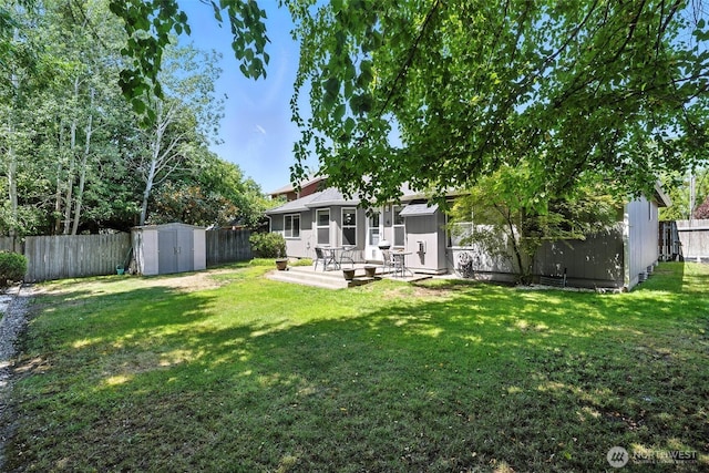2322 Garrison St, Walla Walla, WA 99362 - fenced backyard with a storage unit