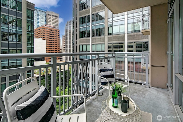 819 Virginia St Unit 1606, Seattle, WA 98101 - balcony featuring a city view