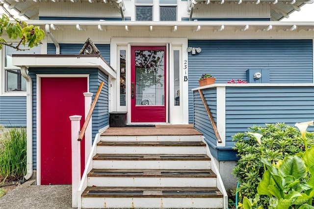 231 E 1st St, Port Angeles, WA 98362 - doorway to property