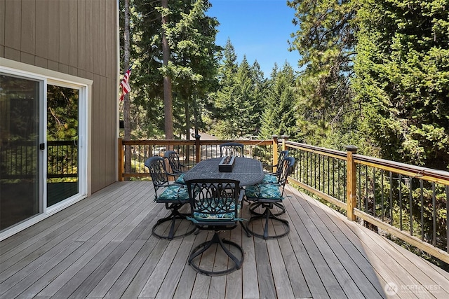 61 Tom And Nita Rd, Cle Elum, WA 98922 - wooden deck featuring outdoor dining area