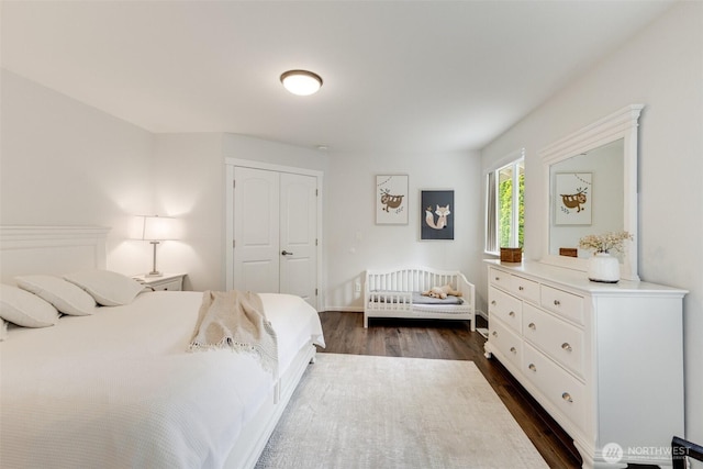36318 30th Ave S, Federal Way, WA 98003 - bedroom with dark wood-style floors and a closet