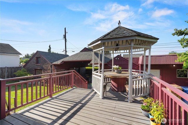 235 S 59th St, Tacoma, WA 98408 - view of wooden terrace