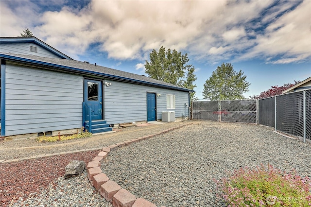 541 Salal Pl, Sequim, WA 98382 - back of property with entry steps