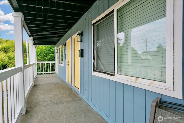 3572-3574 E F St, Tacoma, WA 98404 - view of balcony