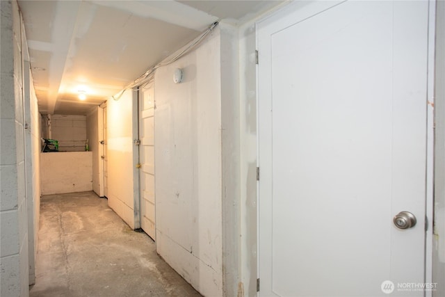 3572-3574 E F St, Tacoma, WA 98404 - corridor featuring unfinished concrete flooring