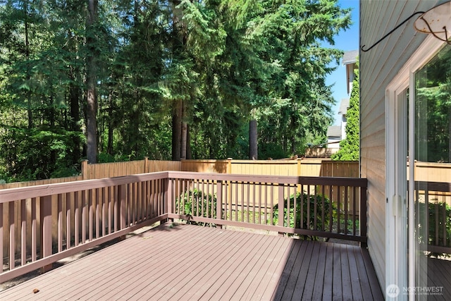 12904 159th St E, Puyallup, WA 98374 - deck with a fenced backyard