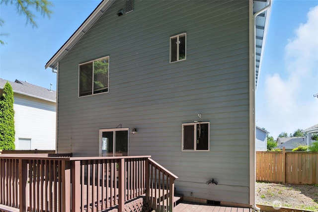 12904 159th St E, Puyallup, WA 98374 - back of property featuring a wooden deck