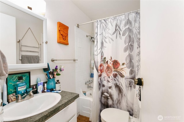 617-619 140th St S, Tacoma, WA 98444 - bathroom with vanity and shower / bath combo with shower curtain