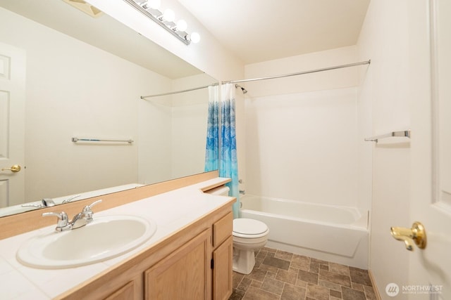 527 Cypress Ave, Snohomish, WA 98290 - bathroom with vanity and shower / bath combo with shower curtain