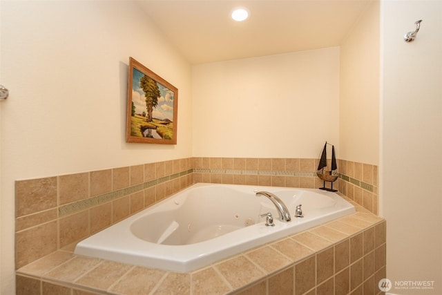 120 Cascadia Loop, Sequim, WA 98382 - full bathroom featuring a whirlpool tub and recessed lighting
