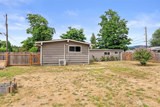 1428 S 4th Ave, Kelso, WA 98626 - view of fenced backyard
