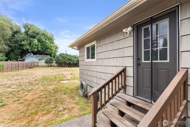 1428 S 4th Ave, Kelso, WA 98626 - view of exterior entry with a surveillance system