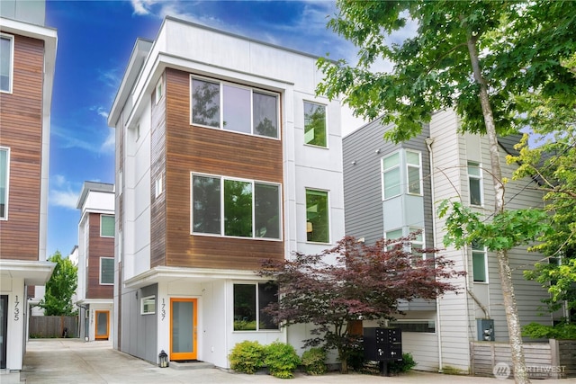 1737 NW 63rd St, Seattle, WA 98107 - photo 1
