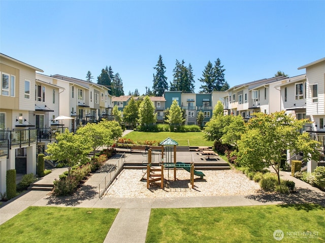 14646 35th Ct NE, Lake Forest Park, WA 98155 - view of property's community featuring a residential view and a lawn