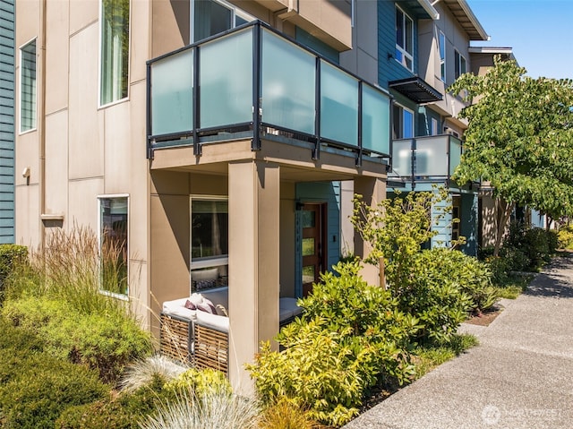 14646 35th Ct NE, Lake Forest Park, WA 98155 - view of exterior entry with stucco siding