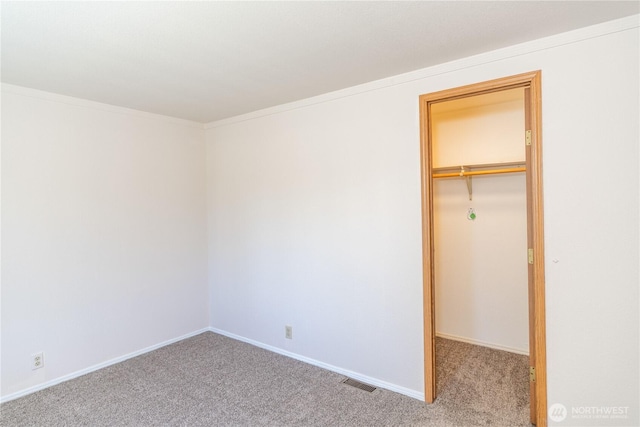2289 Towne Point Ave, Port Townsend, WA 98368 - unfurnished bedroom featuring carpet floors and a spacious closet