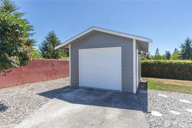 2289 Towne Point Ave, Port Townsend, WA 98368 - detached garage featuring concrete driveway