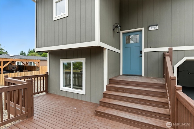 21905 128th St E, Bonney Lake, WA 98391 - entrance to property featuring a wooden deck