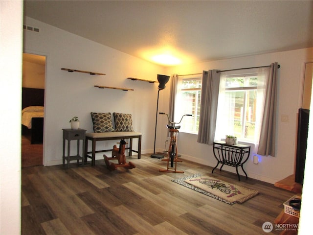4917 107th Ave SE, Snohomish, WA 98290 - living area featuring wood finished floors and baseboards