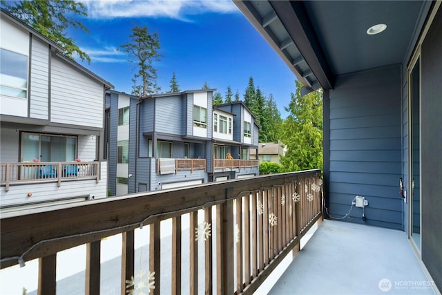 6855 NE 170th St Unit 102, Kenmore, WA 98028 - balcony featuring a residential view