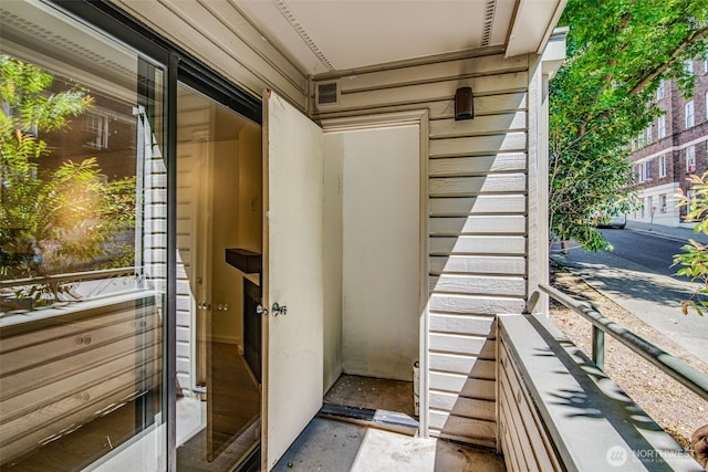 211 E Summit Ave Unit S117, Seattle, WA 98102 - entrance to property