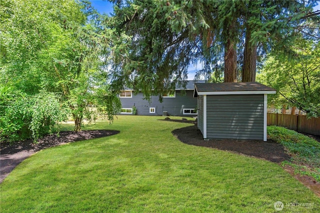 21 165th Ave SE, Bellevue, WA 98008 - view of yard featuring a storage shed