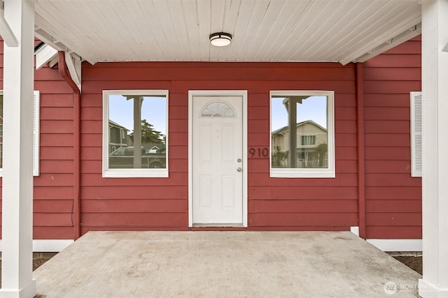 910 E 60th St, Tacoma, WA 98404 - entrance to property with a patio area