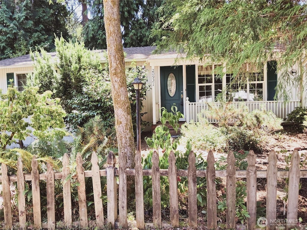 29021 W Richmond Rd, Bothell, WA 98021 - view of front facade with a porch