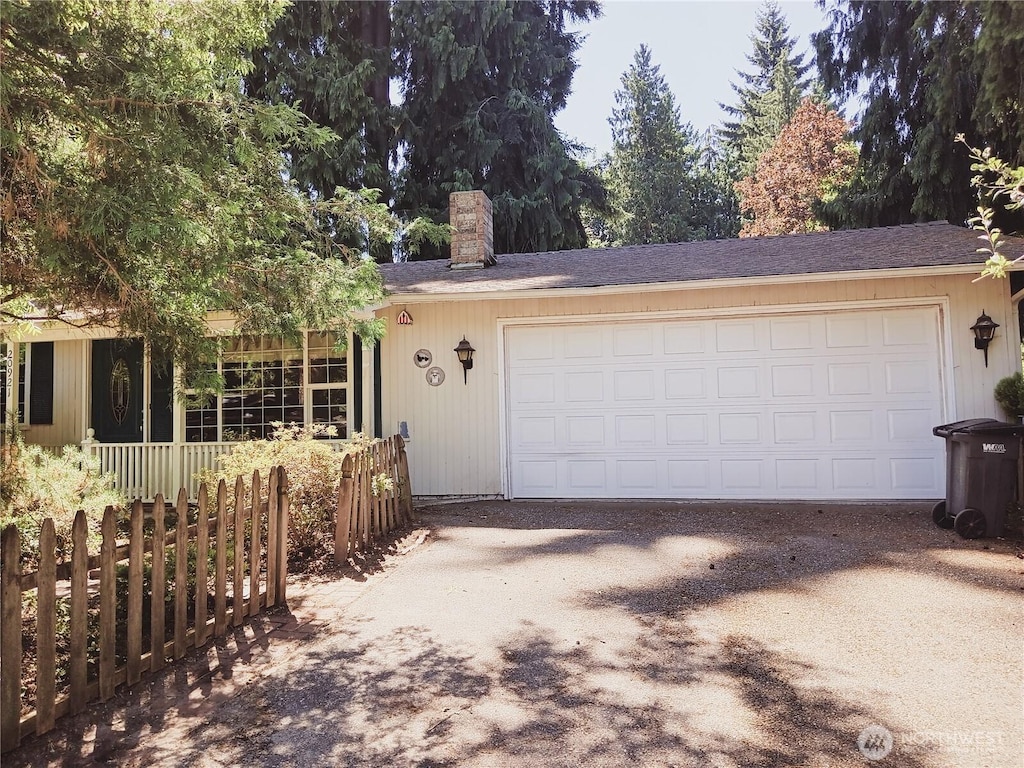 29021 W Richmond Rd, Bothell, WA 98021 - garage with driveway