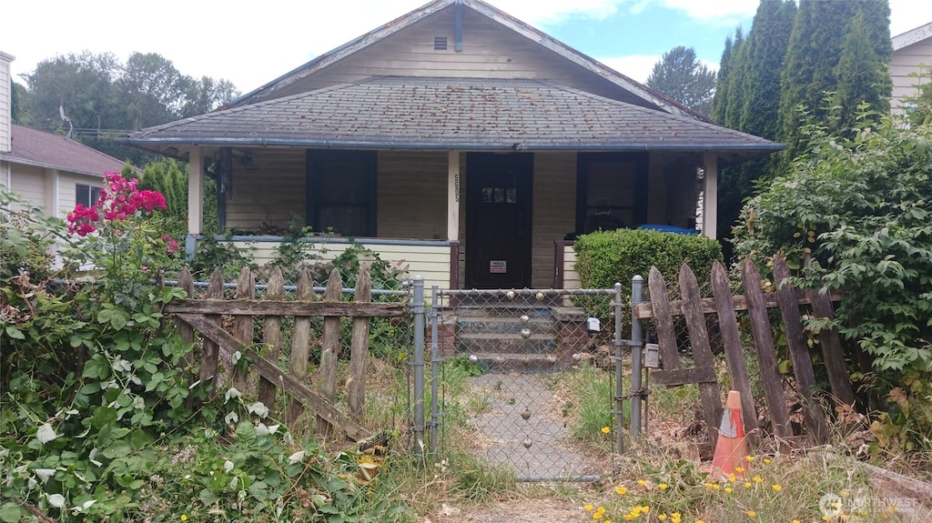 5605 25th Ave SW, Seattle, WA 98106 - photo 1
