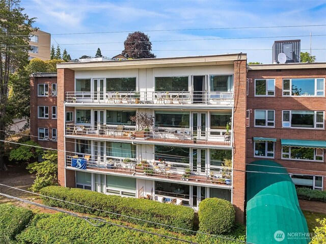 530 W Olympic Pl Unit 406, Seattle, WA 98119 - photo 17