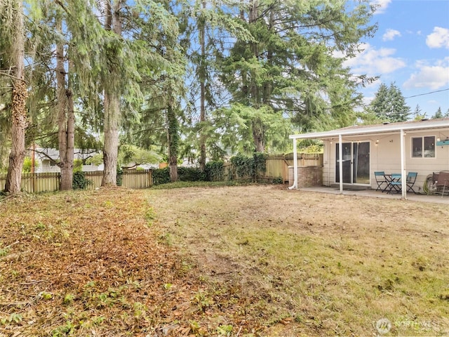 10818 108th St SW, Lakewood, WA 98498 - fenced backyard featuring a patio