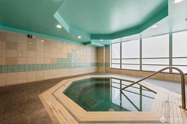 2929 1st Ave Unit 721, Seattle, WA 98121 - view of pool with a swimming pool