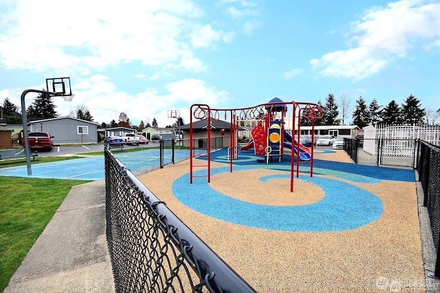210 37th St SE Unit 35, Auburn, WA 98002 - community play area with a residential view